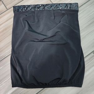 Small Black Strapless Top